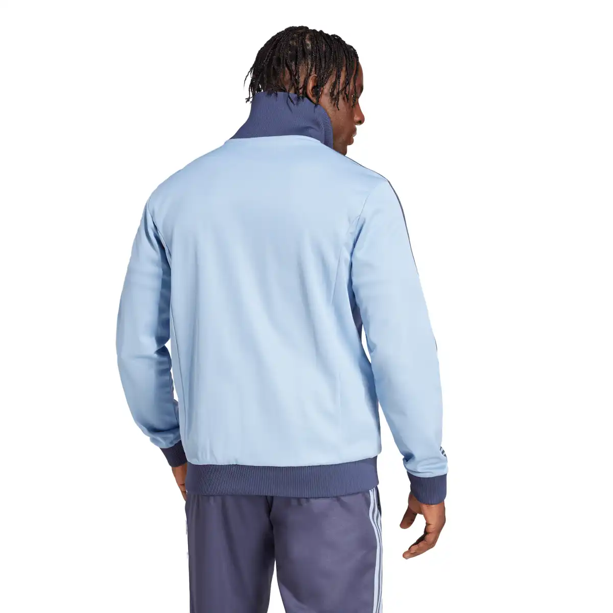 JD9096_4_APPAREL_On_Model_Back_View_white.webp