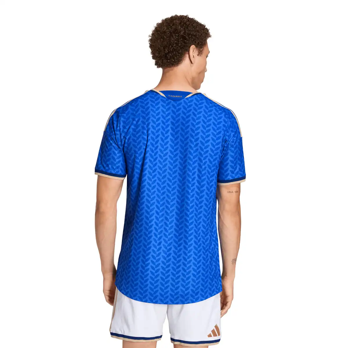 JL6934_4_APPAREL_On_Model_Back_View_white.webp